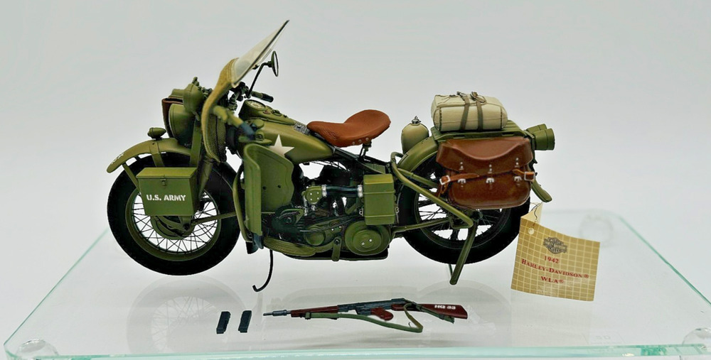 Franklin Mint 1942 Harley-Davidson WLA US Army Military 1:10